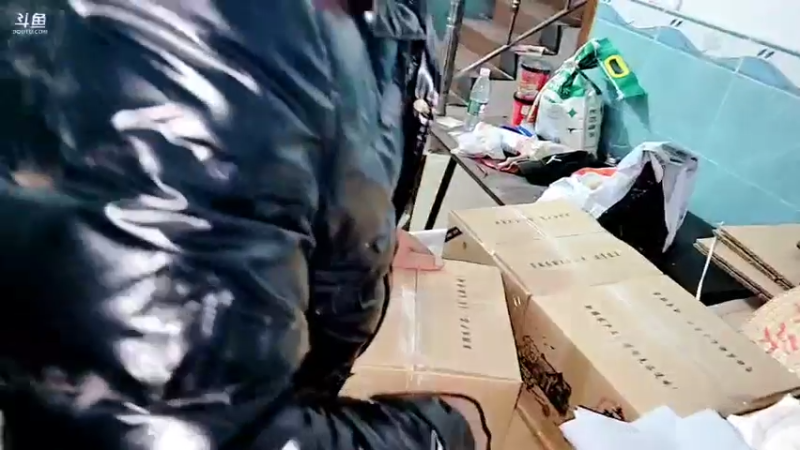 【2021-12-13 21点场】洪湖小肖：今晚海底直播