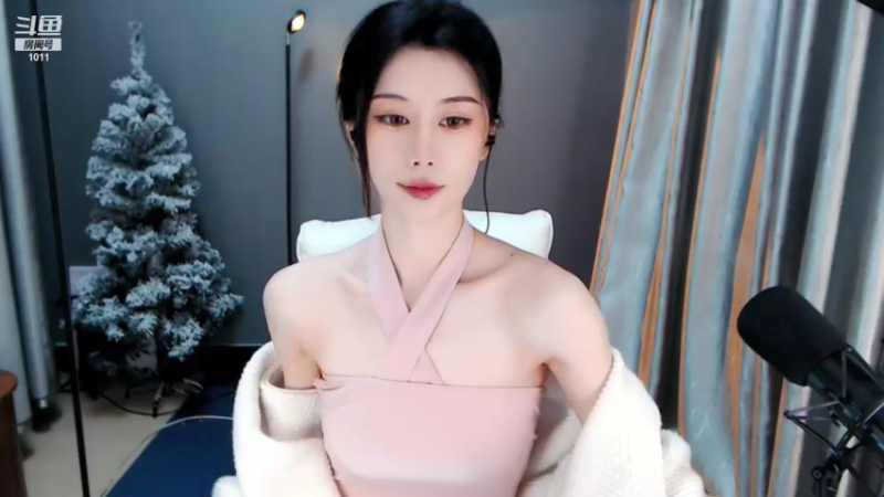 【2021-12-13 18点场】青台miss：1011做人呐 最重要的就是开心