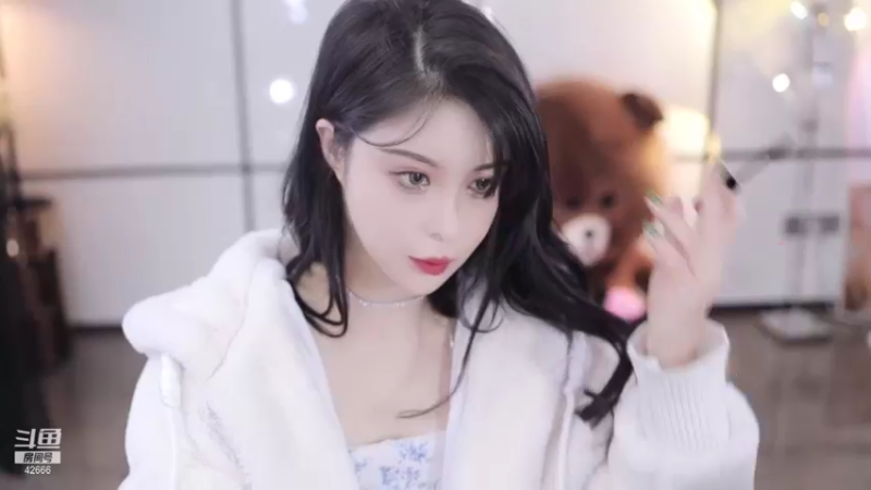 【2021-12-12 21点场】苏恩Olivia：苏恩：晚上好呀咿呀咿呀呦