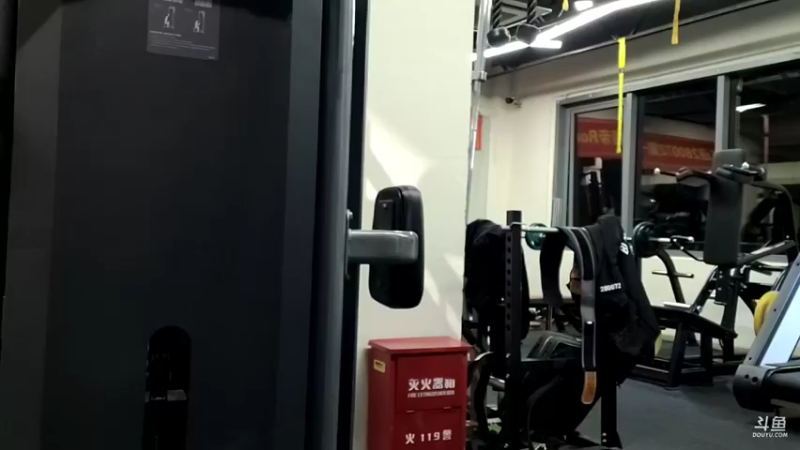 【2021-12-13 22点场】黑人毅：备明年3月份比赛