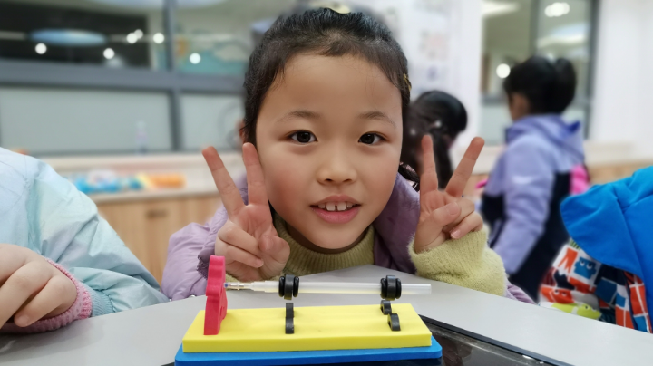 广中路小学少儿科技小制作