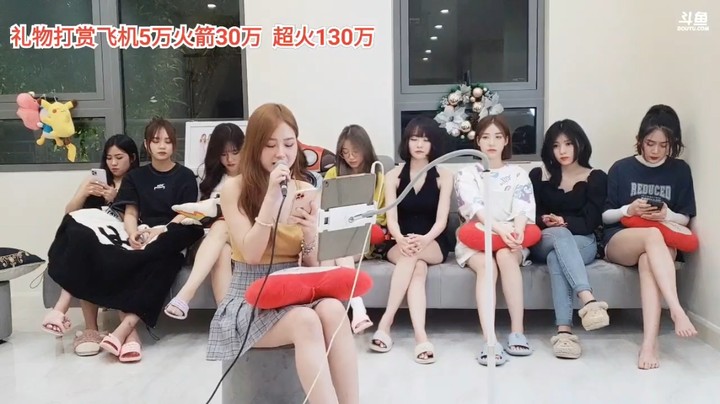 大海深情演唱流行歌曲很好听啊，会中文说的也很会