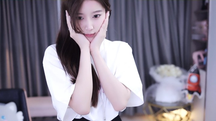 萌七啊丶火辣热舞灵魂shaking-1213-2133