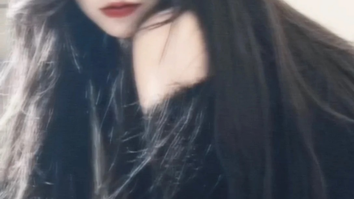 看到人家的尾巴了嘛