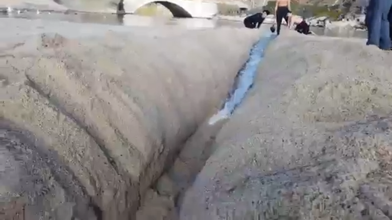 极限运动  冲浪  河流