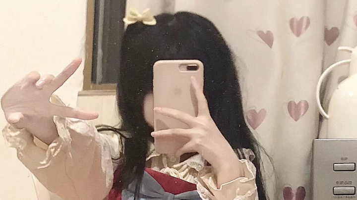 ʜᴀ͟ᴘ͟ᴘ͟ʏ̆̈ 冬至快乐呀，要不你陪我吃饺子吧！