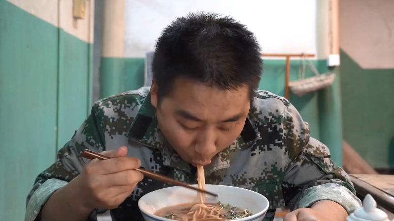 【美食】野食小哥的精彩时刻 20211223 18点场