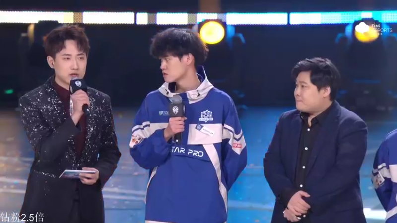 【2021-12-25 21点场】李知恩nn：圣诞快乐哇，6点解说比赛