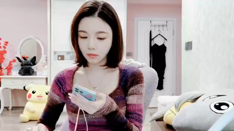 【2021-12-26 18点场】丽亚celiahunne：小姨子：平.安夜.圣诞节来了