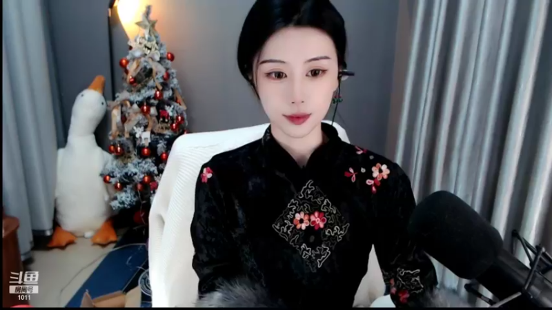 【2021-12-26 20点场】青台miss：1011 做人 最重要的就是开心啦