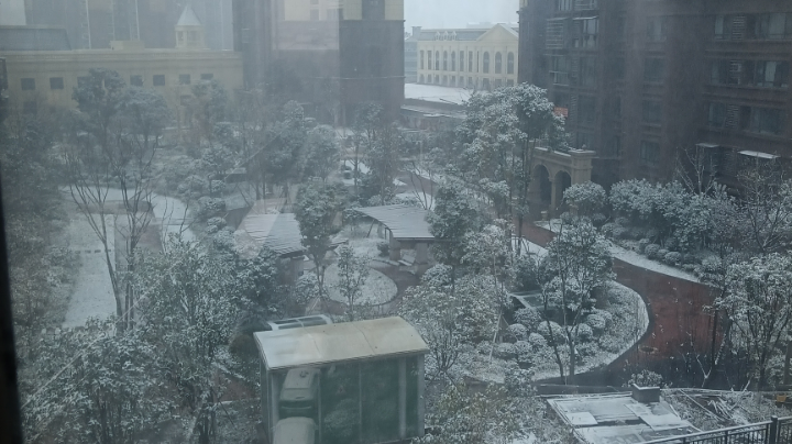 2021年的第一场雪