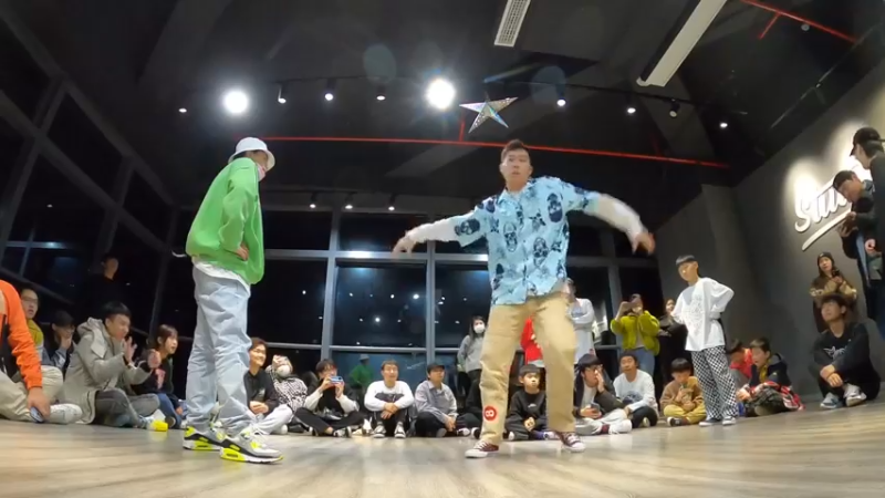 【2021-12-25 22点场】不明身份的陈某：张家港BSN街舞freestyle比赛