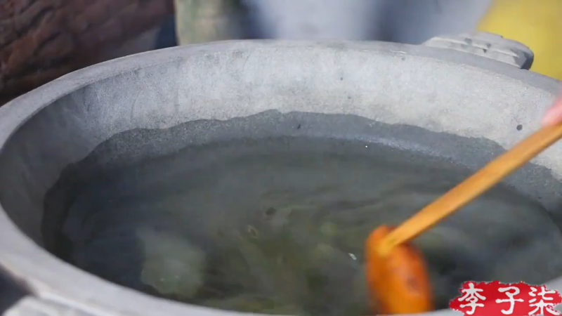 我在斗鱼看李子柒liziqi直播美食