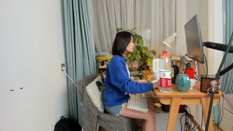 【2021-12-28 20点场】刘灶灶：刘灶灶的瓷器铺，晚上画画啊