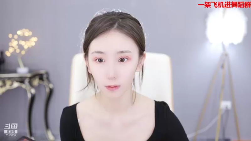 【2021-12-29 10点场】熊小怡呀：开播啦开播啦 7513035