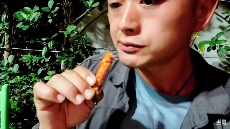 【2022-01-01 21点场】洪湖小肖：2022新年快乐 447507