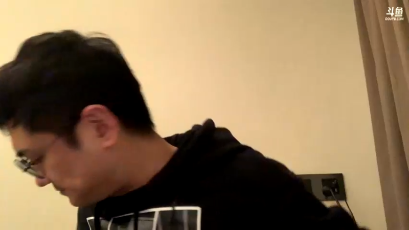 【2021-12-31 23点场】dudu4e嘟师傅：【解说嘟师傅】跨年聊聊天