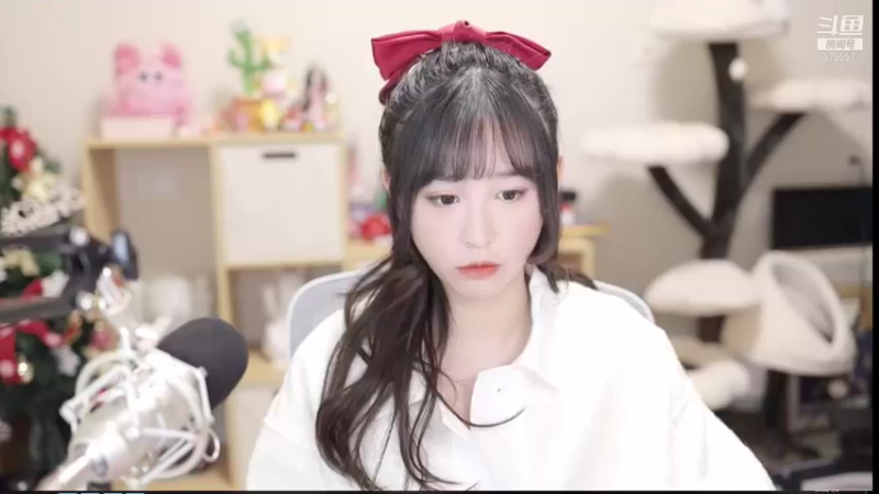 【2022-01-02 19点场】钱蓓婷起床了没：就很奈斯的一天