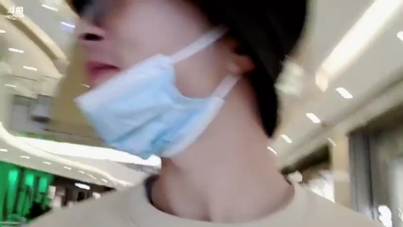 【2022-01-03 14点场】逐梦兄弟：睡醒直播跟好妹妹吃的饭，1点左右