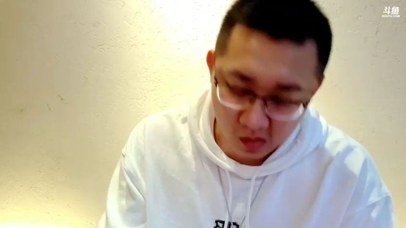 【2022-01-03 17点场】小鱼小鱼吃虾米：祝大家元旦快乐，这几天随缘播