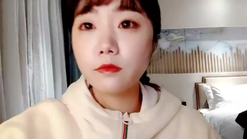 【2022-01-02 22点场】甜心战士：♡去成都了，这几天随缘户外♡