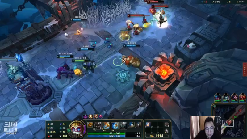 【2022-01-03 01点场】正火龙哥：元旦快乐呀650层了，玩会LOL