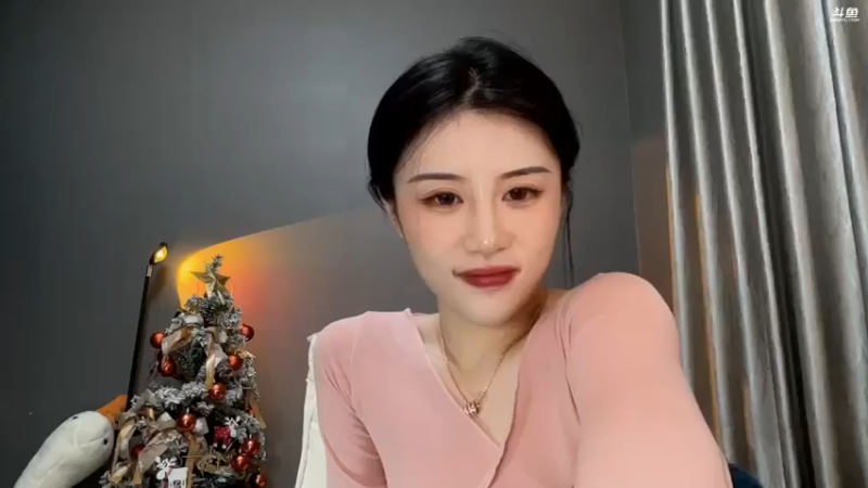 【2022-01-03 22点场】青台miss：1011 最近家里网不好 手机直播