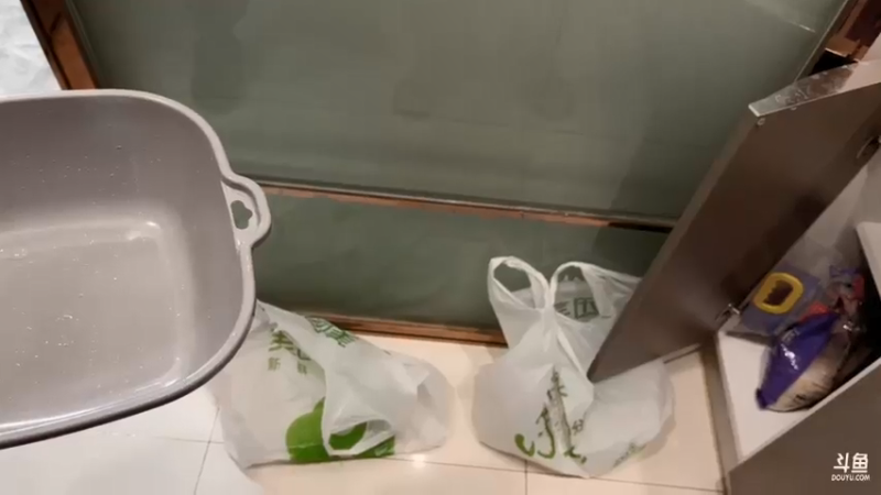 【2022-01-04 20点场】金甲EzNpc：乔迁新居8点开灶