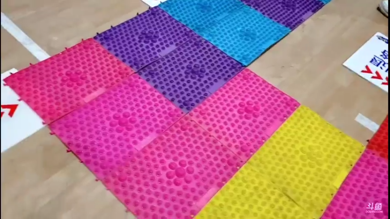 【2022-01-06 18点场】仙某某：晚上户外直播 88080