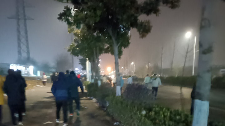 早上去上班