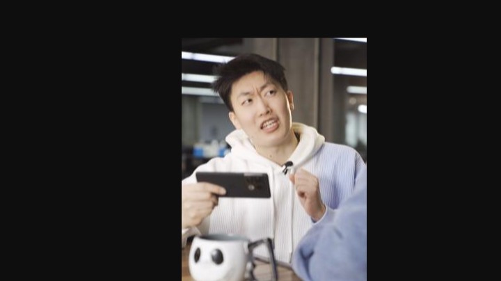 把手机还我！别影响我冲击LOL-M与PEL职业联赛！
