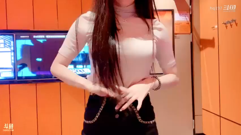王指导户外镜头美美美