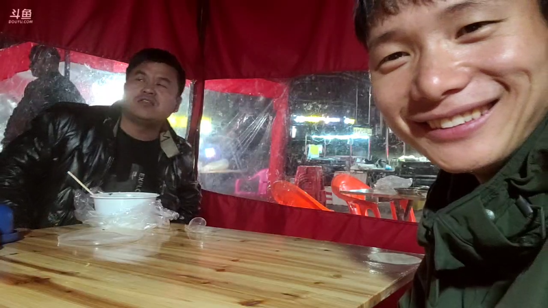 【户外】叶子户外的精彩时刻 20220110 00点场