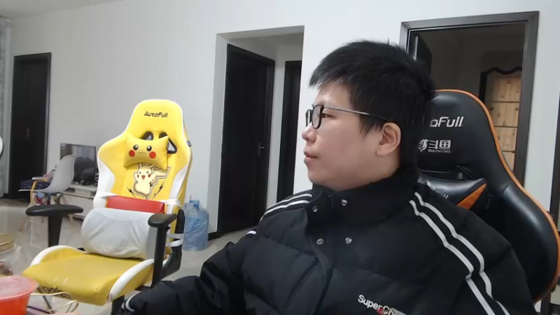 【2022-01-12 10点场】余小C真的很强：余小C：余人来了，大师冲宗师！