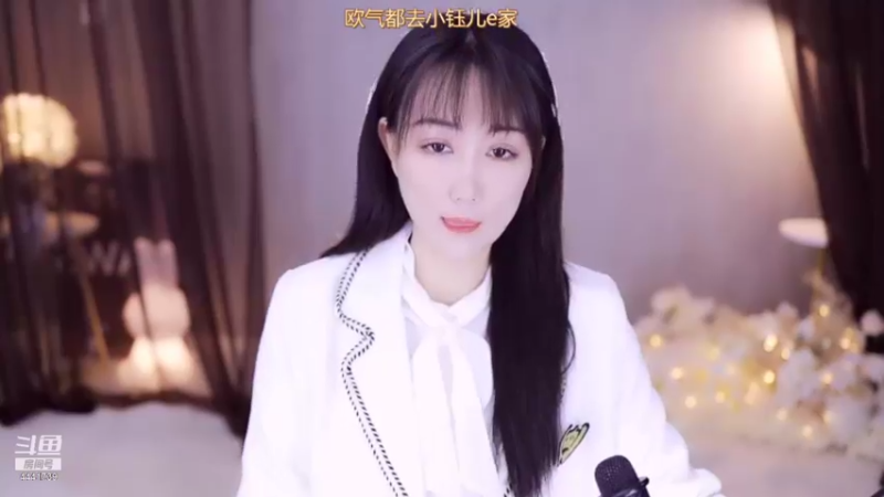 【2022-01-12 17点场】Jue美娘：Jue美娘的直播间