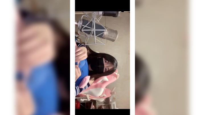 霜琼白衣发布了一个斗鱼视频2022-01-12