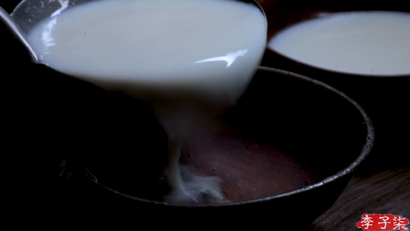 我在斗鱼看李子柒liziqi直播美食