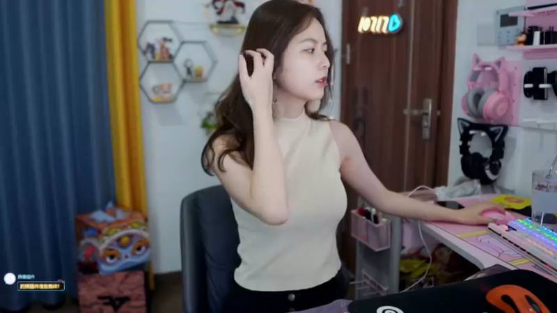 【2022-01-14 16点场】传情小小：我要上400豆！！10717