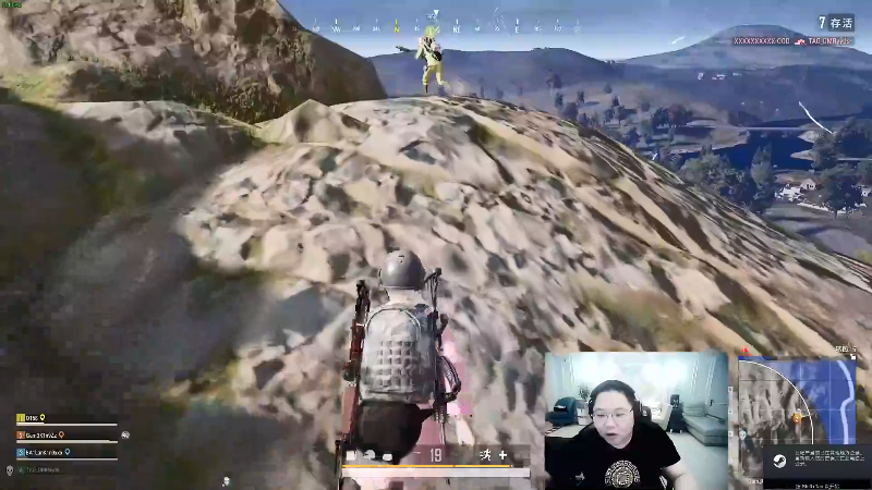 我在斗鱼看即将拥有人鱼线的PDD直播英雄联盟