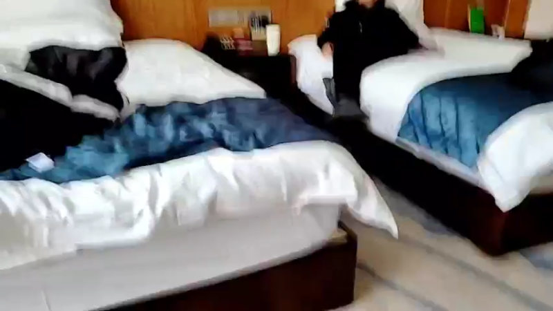 【2022-01-15 11点场】逐梦兄弟：10点《蹲勇者》分别