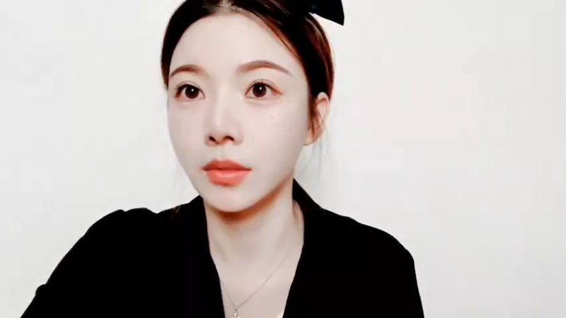 【2022-01-16 11点场】丽亚celiahunne：小姨子：新年快乐