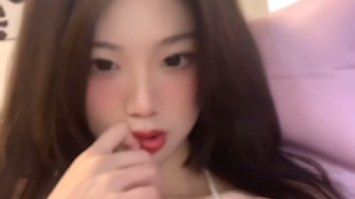 悍匪婷发布了一个斗鱼视频2022-01-18