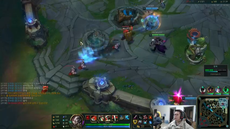 【2022-01-25 16点场】余小C真的很强：余小C：早上好，鱼人来了