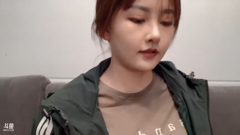 【2022-01-24 22点场】叶知秋Vanessa：周一休息 周二见