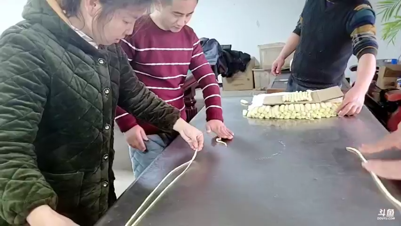 【2022-01-26 14点场】洪湖小肖：祝大家小年快乐337852