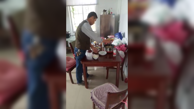 神坡农旅的旅行美食生活冬天品尝麻辣火锅香辣可口极品美食