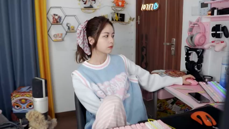 【2022-01-26 09点场】传情小小：240是什么废物