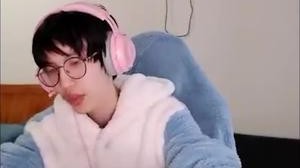 灰哥的嘴就嗯的不谈