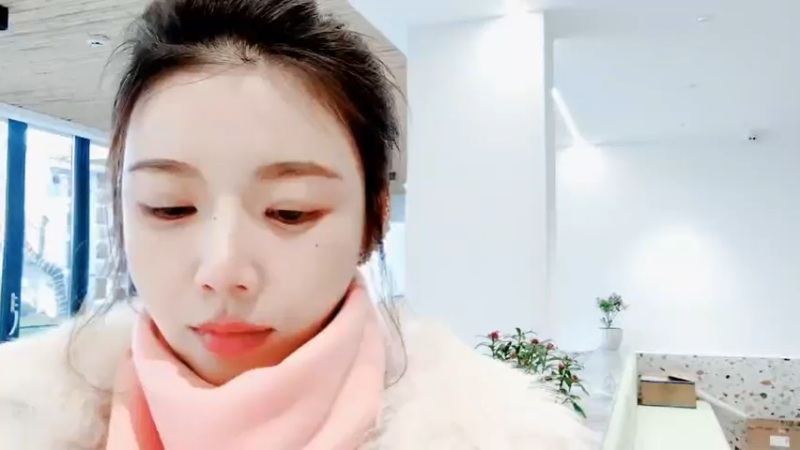 【2022-01-29 14点场】丽亚celiahunne：小姨子：配眼镜前少播播
