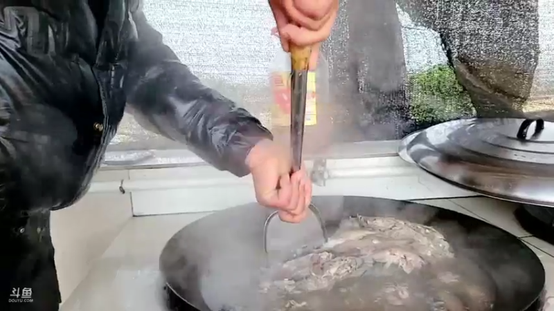 【2022-01-29 14点场】洪湖小肖：祝大家新年快乐 447507